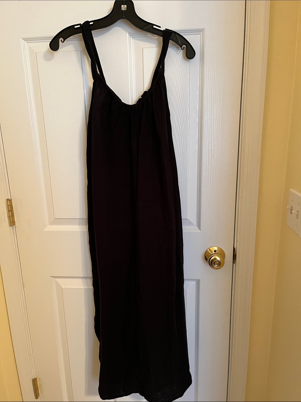 Black Sleeveless Maxi Dress